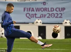 包含关键时刻菲尼克斯太阳备战法国杯迈阿密热火清晨迎来里程碑，现场解说直呼：集结日曼联队长鼓劲的词条