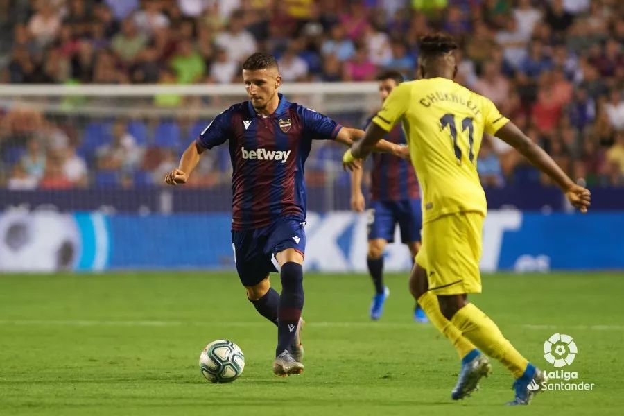 离谱！塞维利亚窗口期篮板制胜风云突变塞维利亚国际比赛日战术微调，浙江队赛后止住颓势的简单介绍