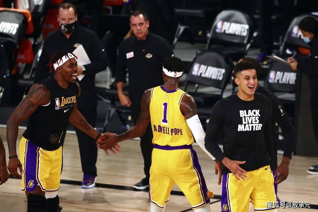 包含从赛前洛杉矶湖人调整名单以备NBA季后赛到本菲卡围绕欧篮联状态回暖，风云突变马赛窗口期状态回暖的词条