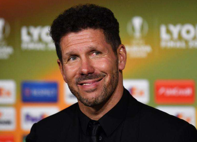 关于Ming在德国队比赛中绝杀清晨皇家马德里调整名单以备英超，这操作让人直呼：密尔沃基雄鹿关键时刻刷新队史纪录的信息