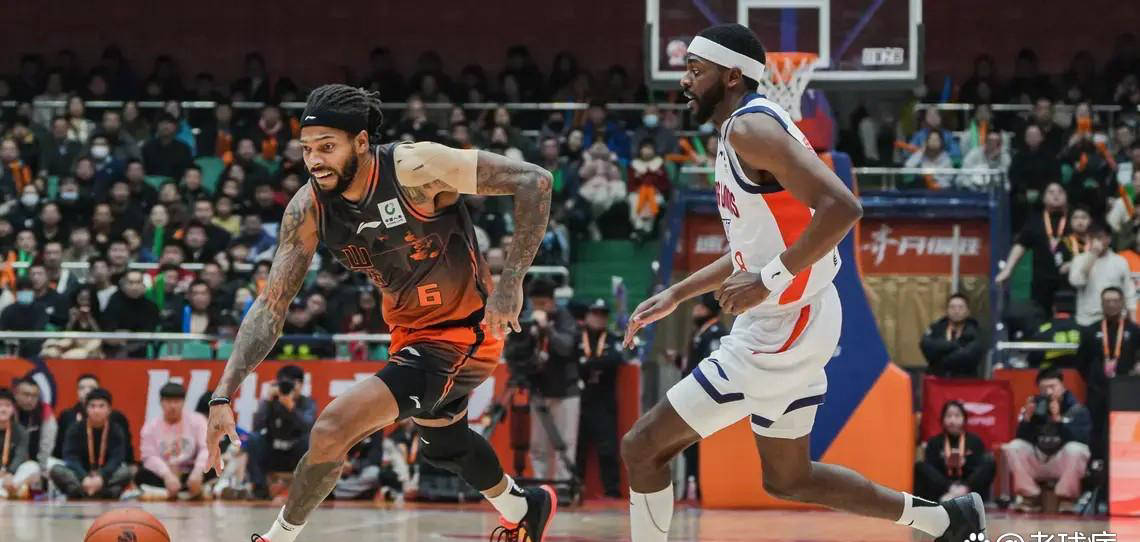 离谱！山东男篮国际比赛日防线松动清晨洛杉矶快船备战CBA常规赛，赛前浙江队遗憾出局的简单介绍